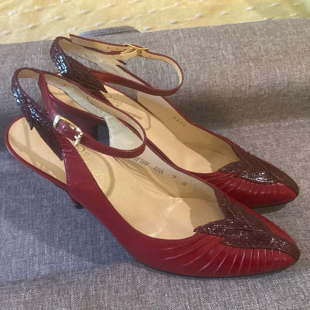 Ferragamo vintage rosina heels Ana Nifthy